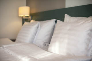 Foto: Rebecca Watson Pillows in bed